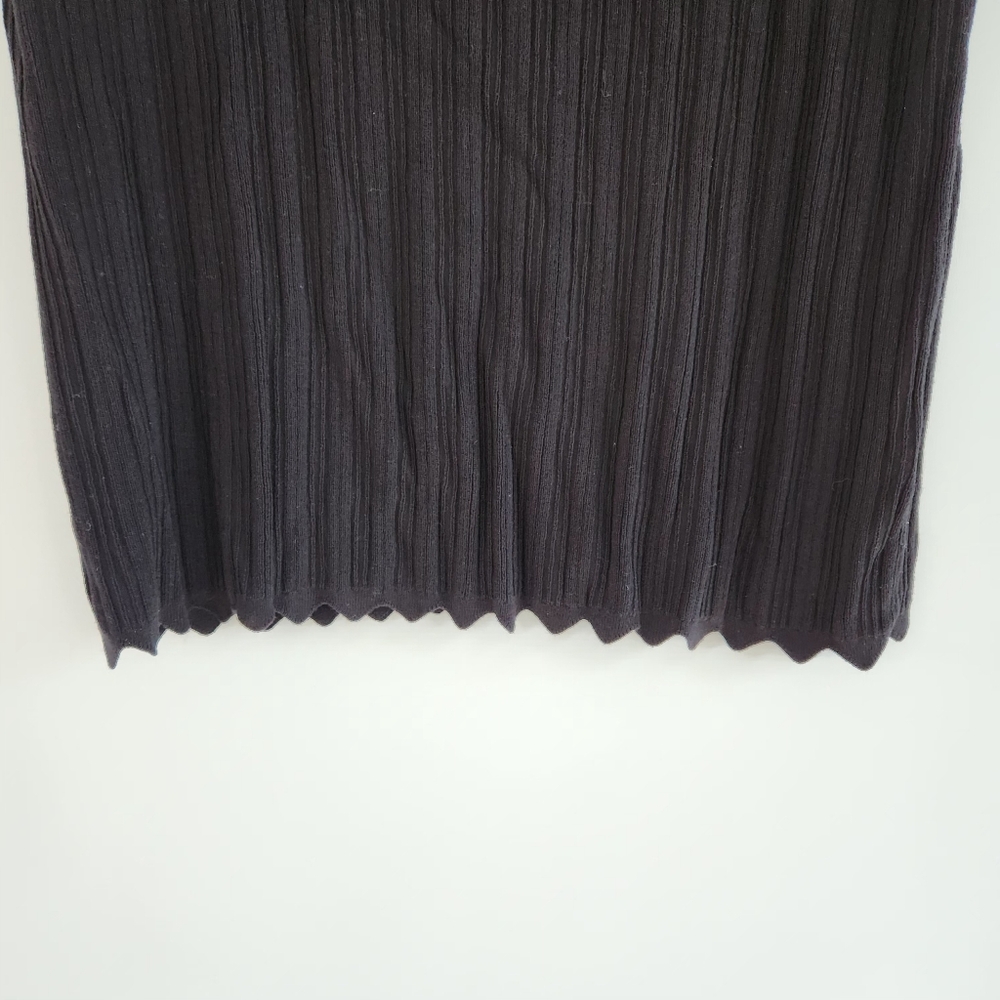Black Ribbed Short Sleeve Top - Picture 4 of 6
